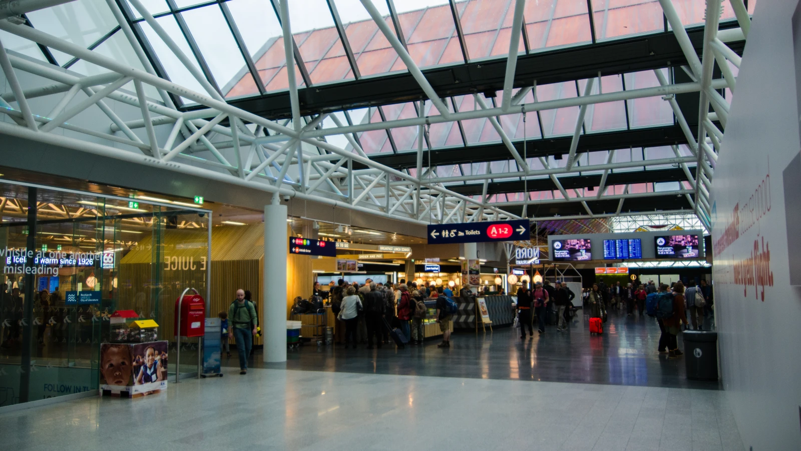 Rute 41 fra Keflavík lufthavn mod Reykjavík Island